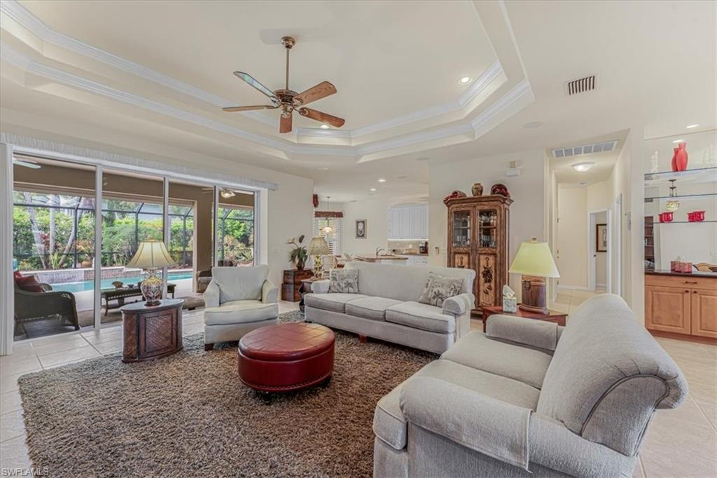 9792 Alhambra LN