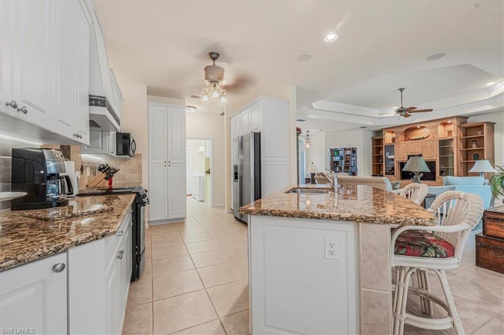 9792 Alhambra LN