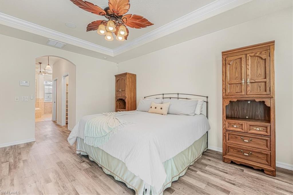 9792 Alhambra LN