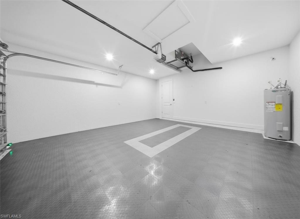 1124 35th LN