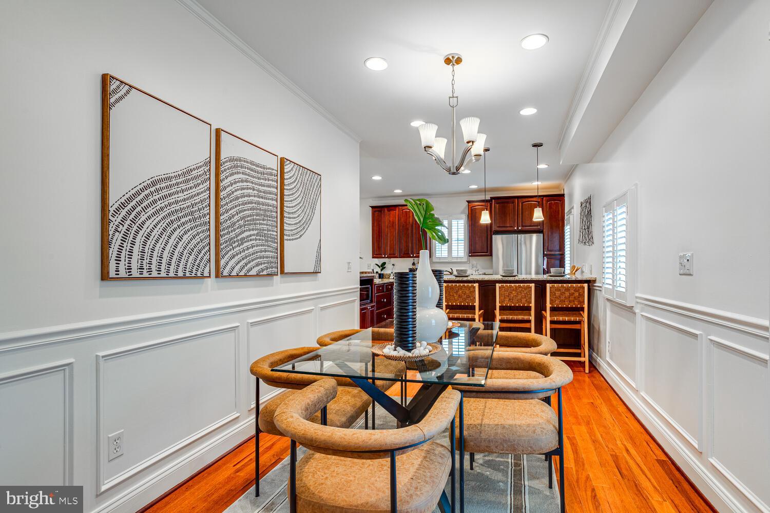 2015 BRANCH AVENUE SE