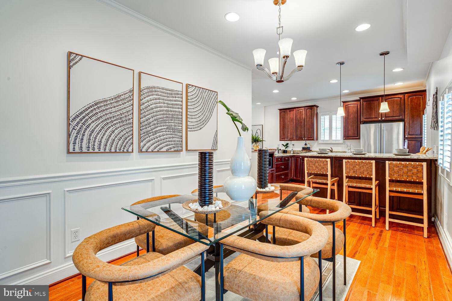 2015 BRANCH AVENUE SE