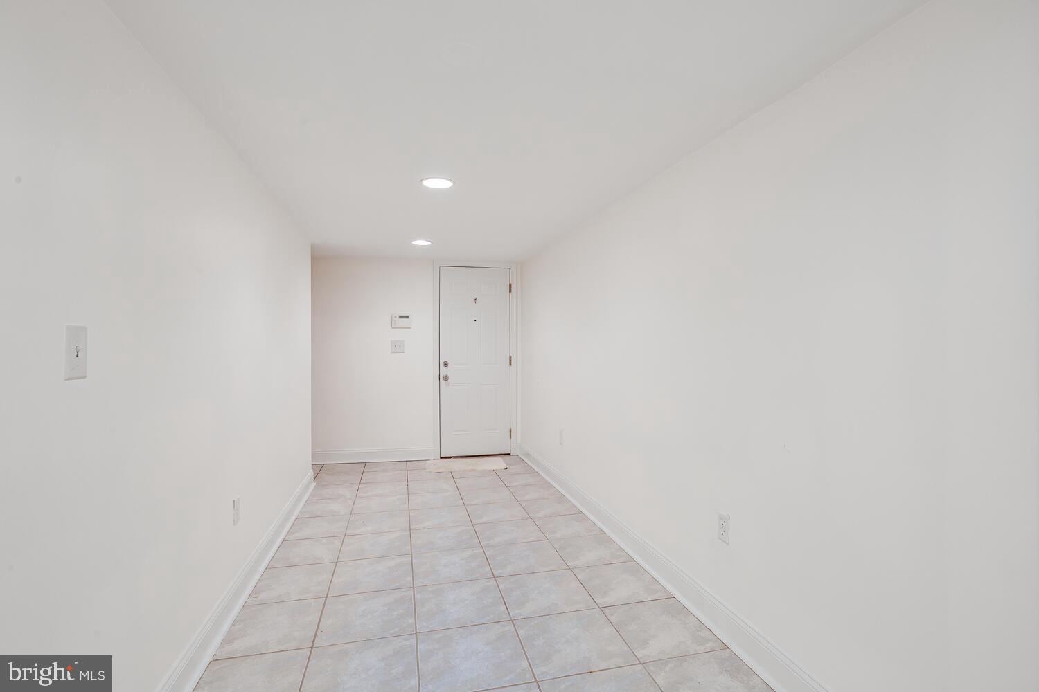 2015 BRANCH AVENUE SE