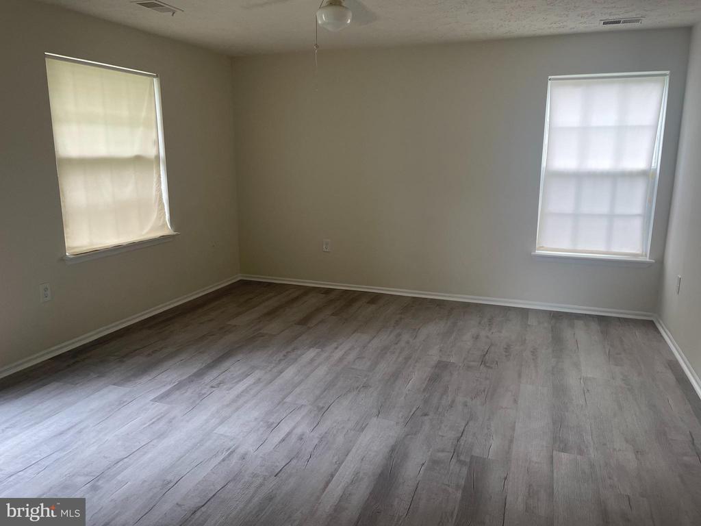 2409 YORK COURT