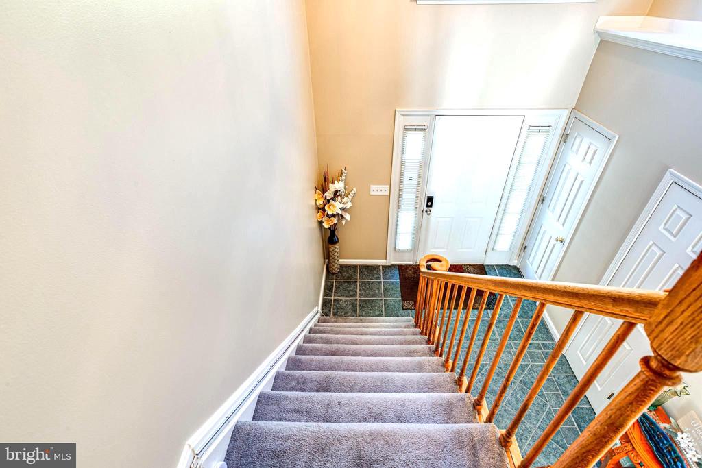 3164 GLADSTONE COURT