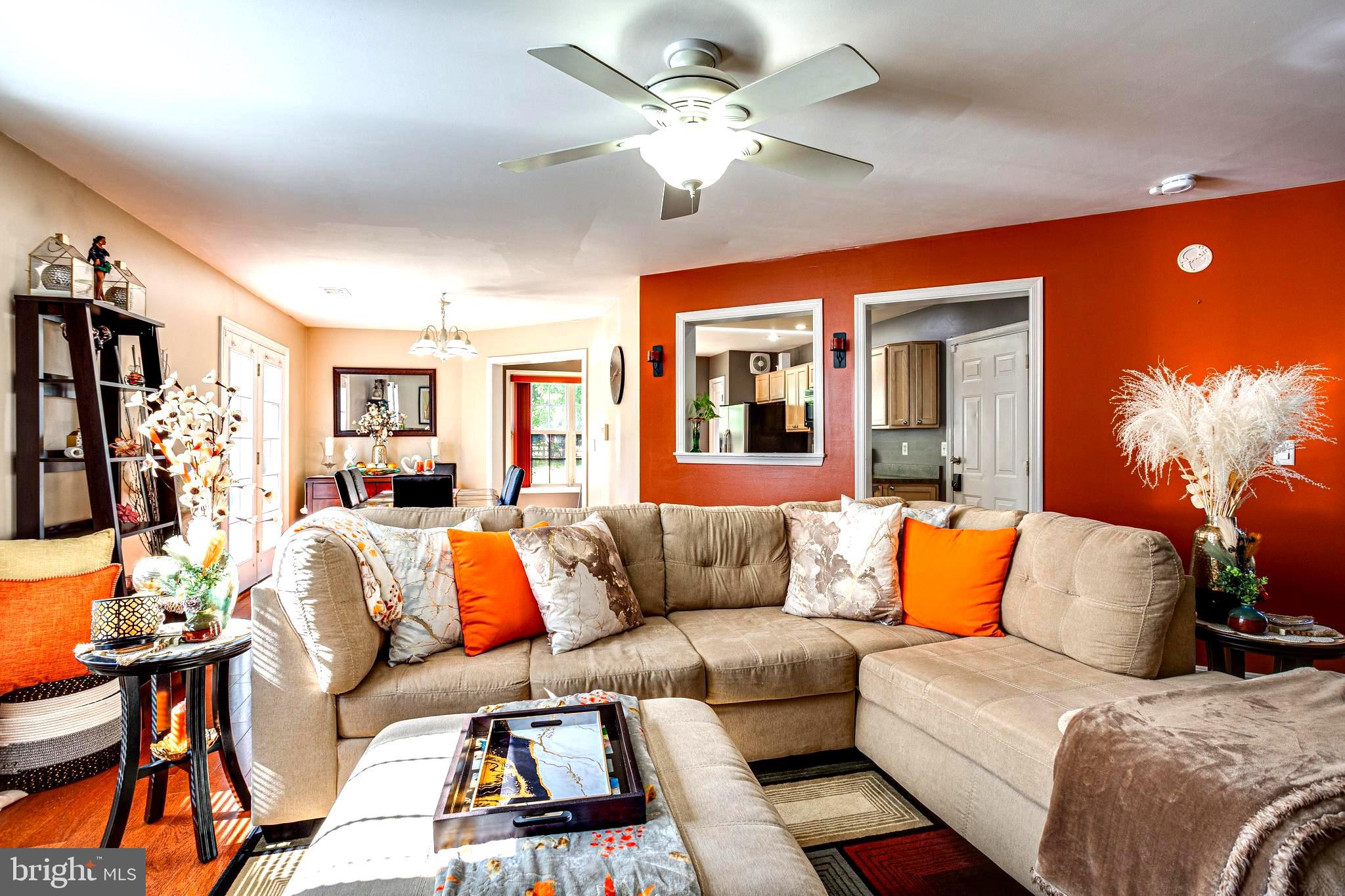 3164 GLADSTONE COURT