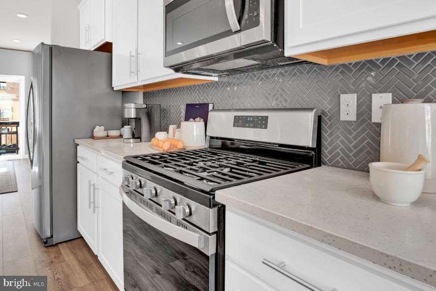 6500 Spoonbill Way