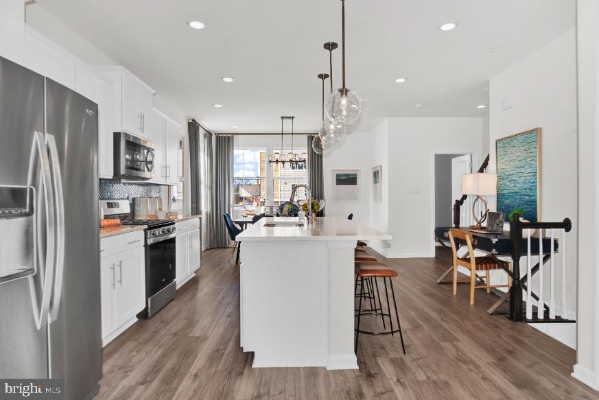 6500 Spoonbill Way