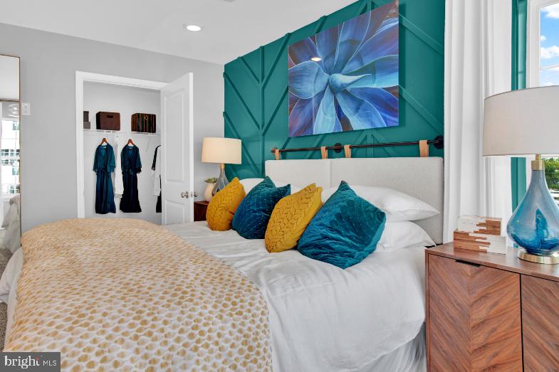 6500 Spoonbill Way