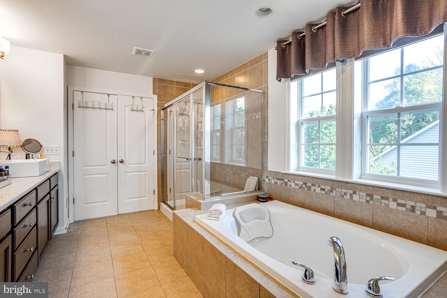 15501 Chiddingstone Cir