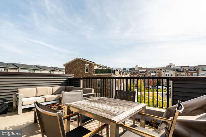 2703 CHELSEA WILLOWS WAY