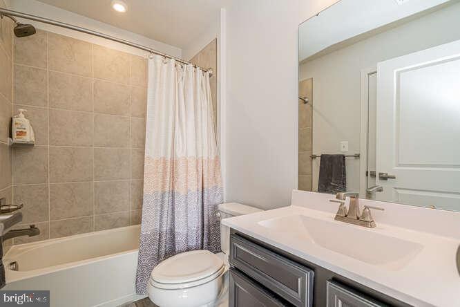 2703 CHELSEA WILLOWS WAY