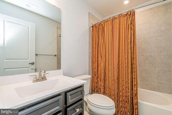 2703 CHELSEA WILLOWS WAY