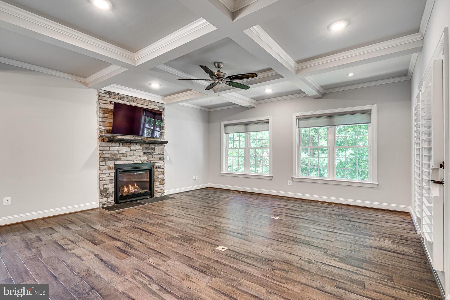 121 KIMBERWICK LANE
