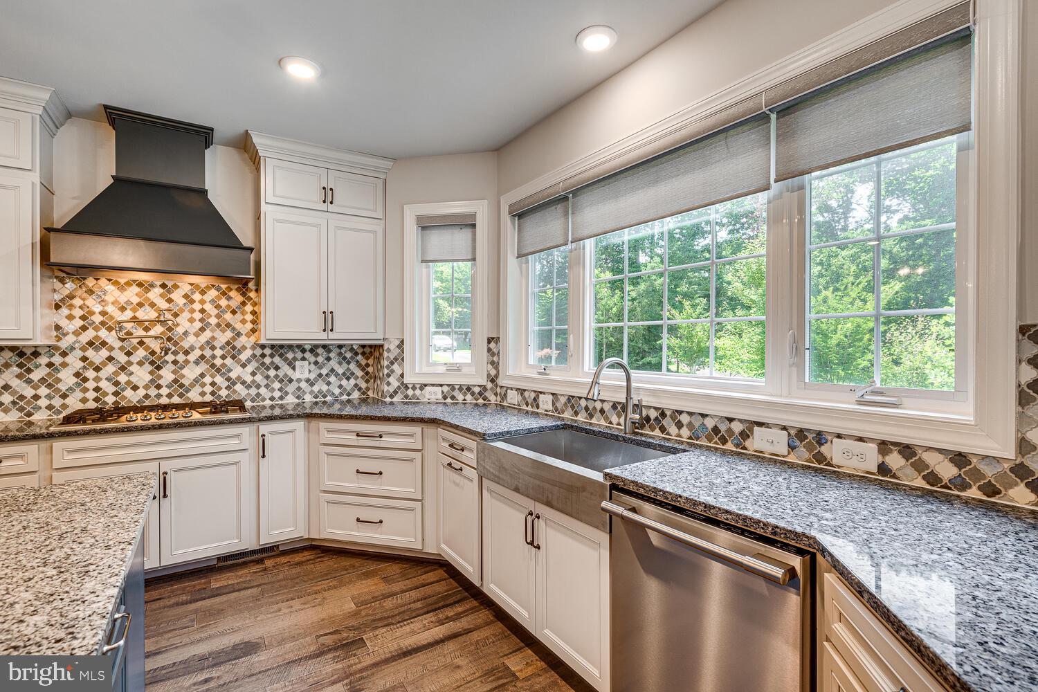 121 KIMBERWICK LANE