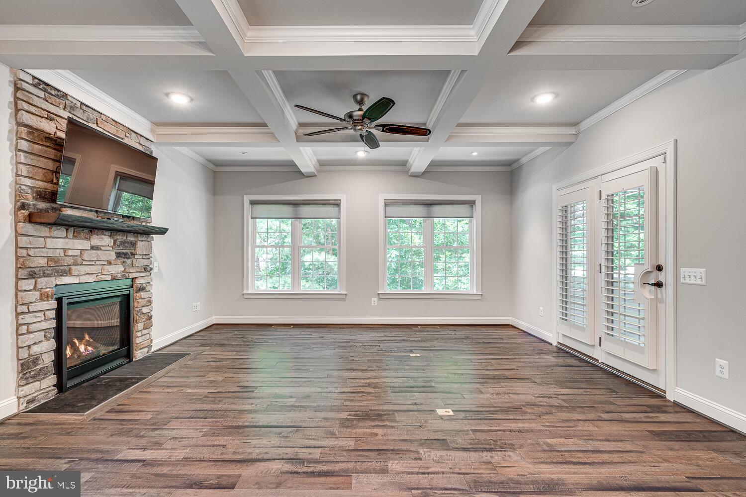 121 KIMBERWICK LANE
