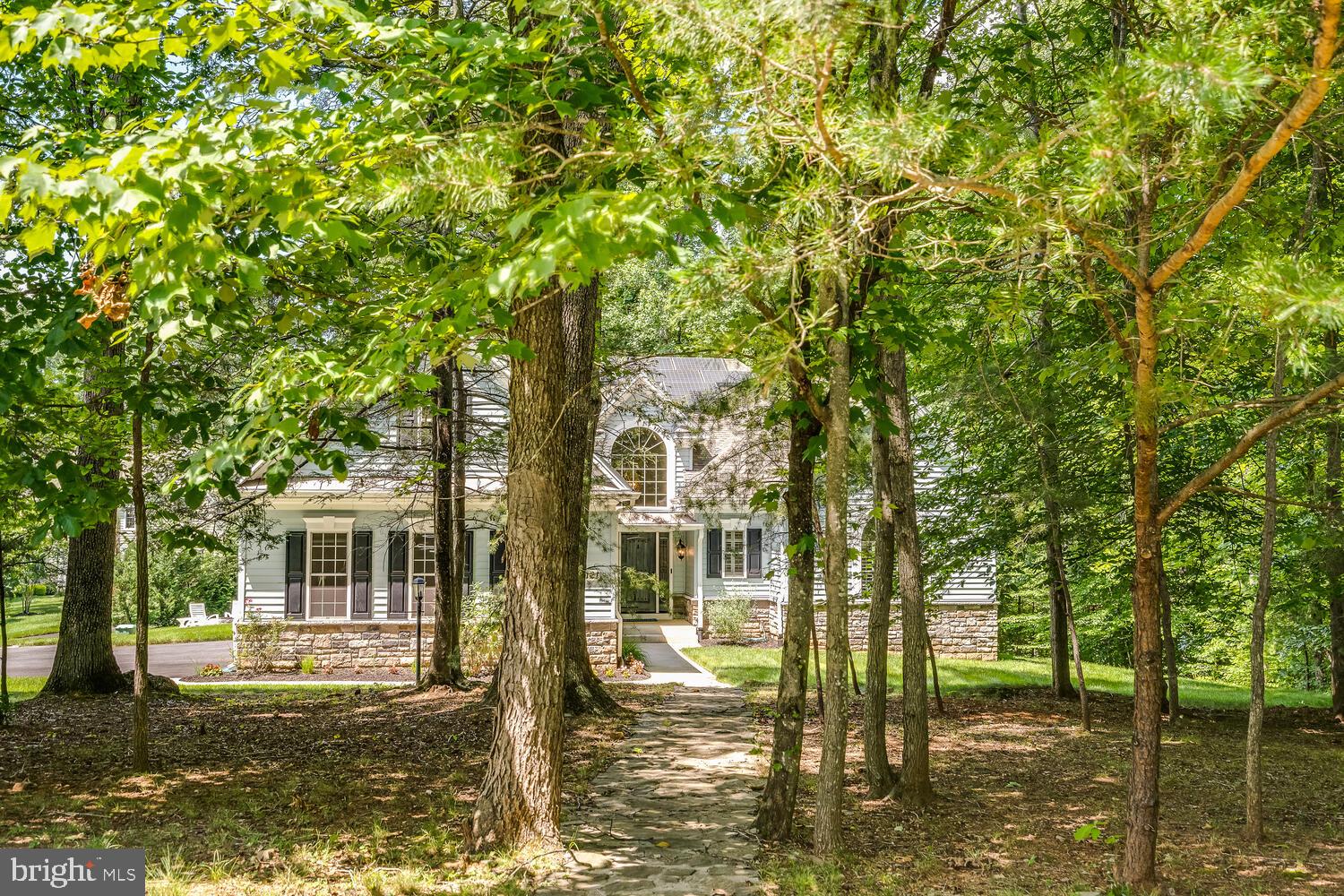 121 KIMBERWICK LANE