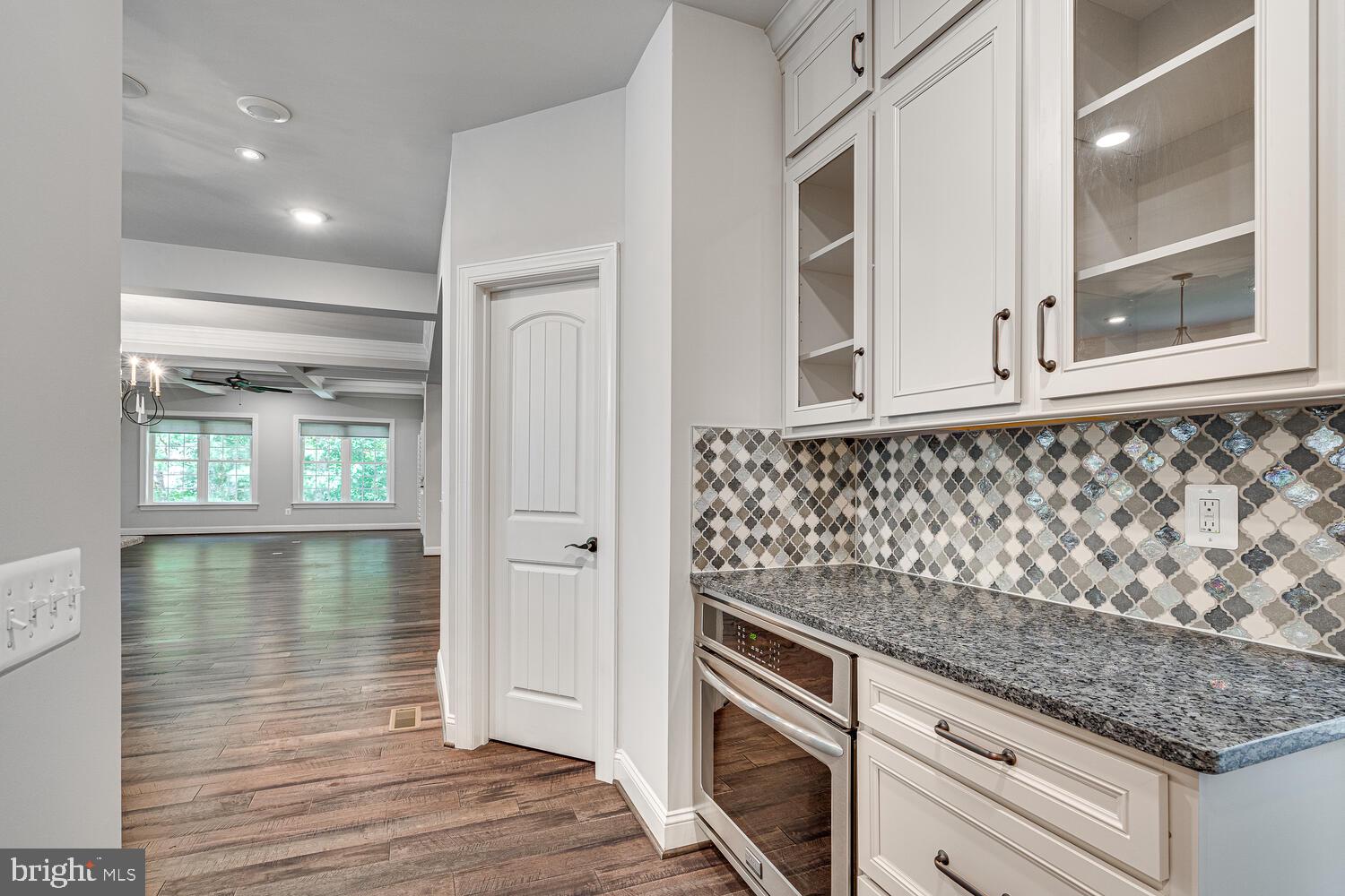 121 KIMBERWICK LANE