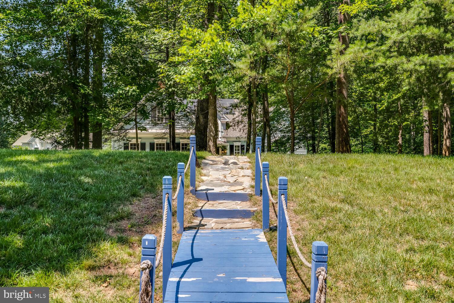 121 KIMBERWICK LANE