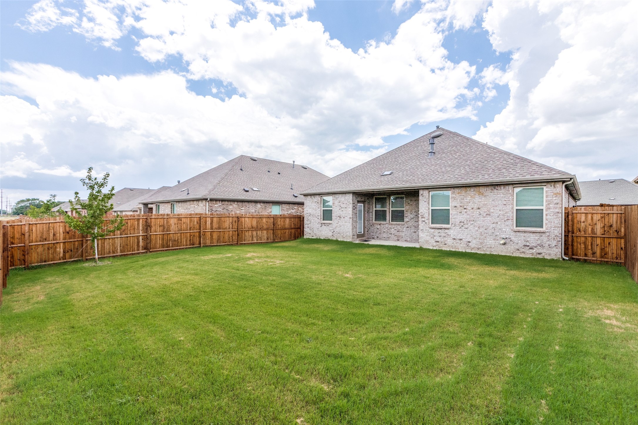 2906 Moccasin Lane