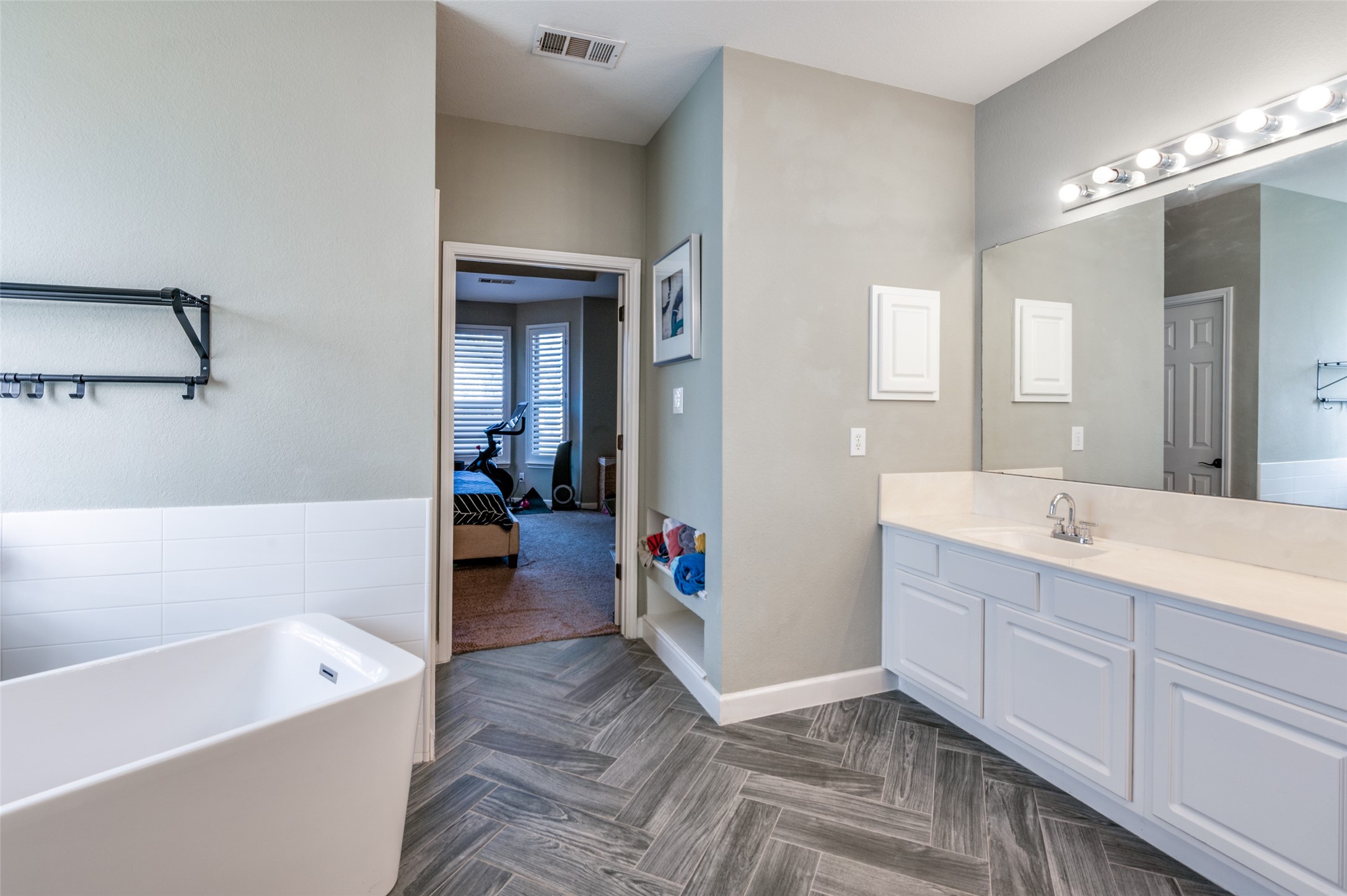 11012 Premier Drive