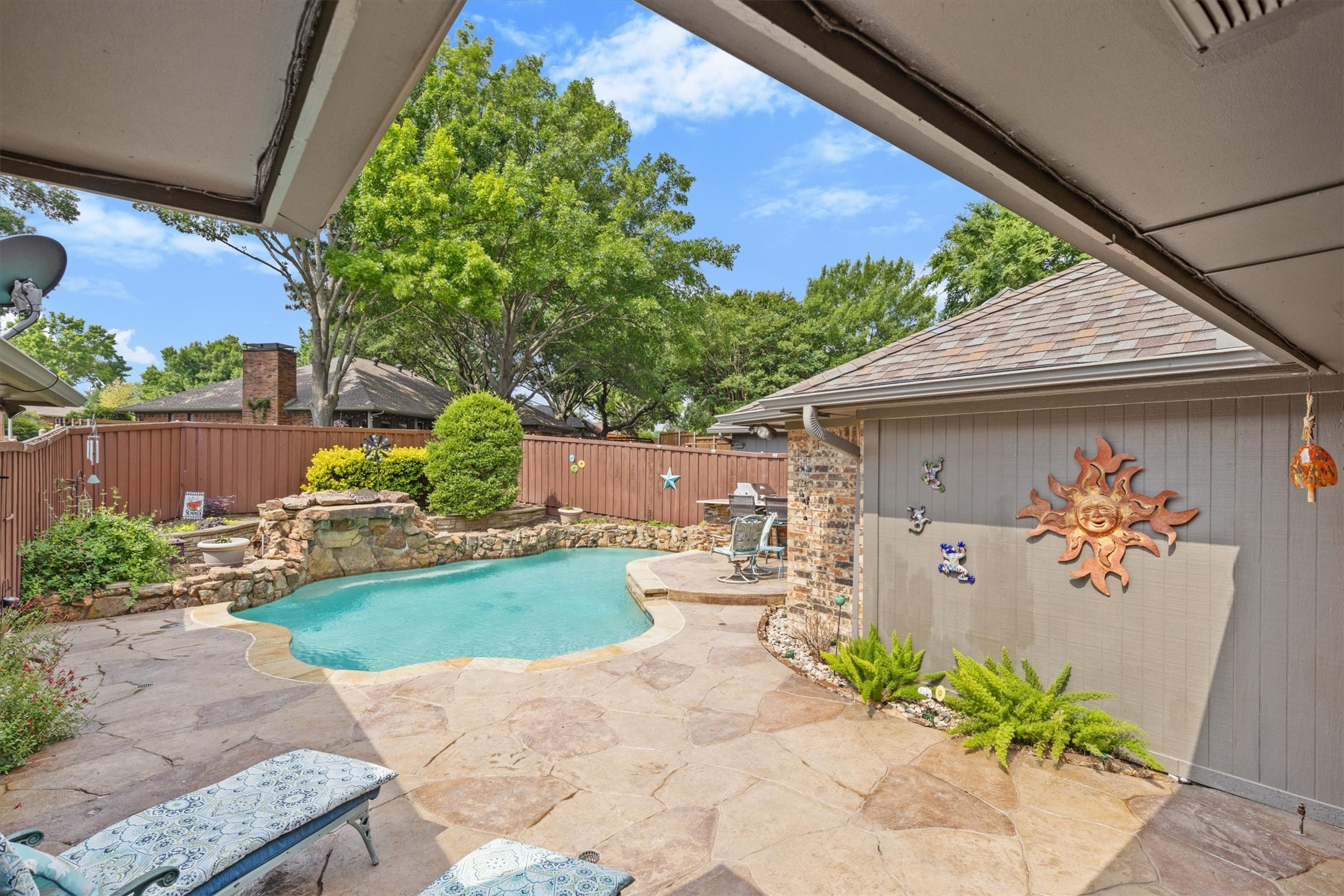 3233 Maverick Drive