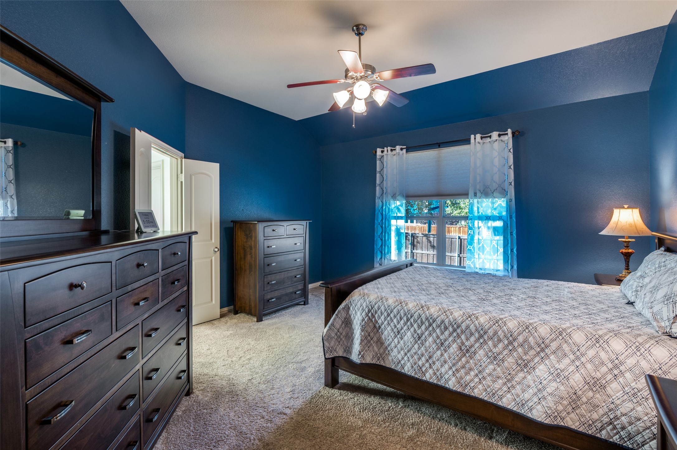 2405 Bridgeport Drive