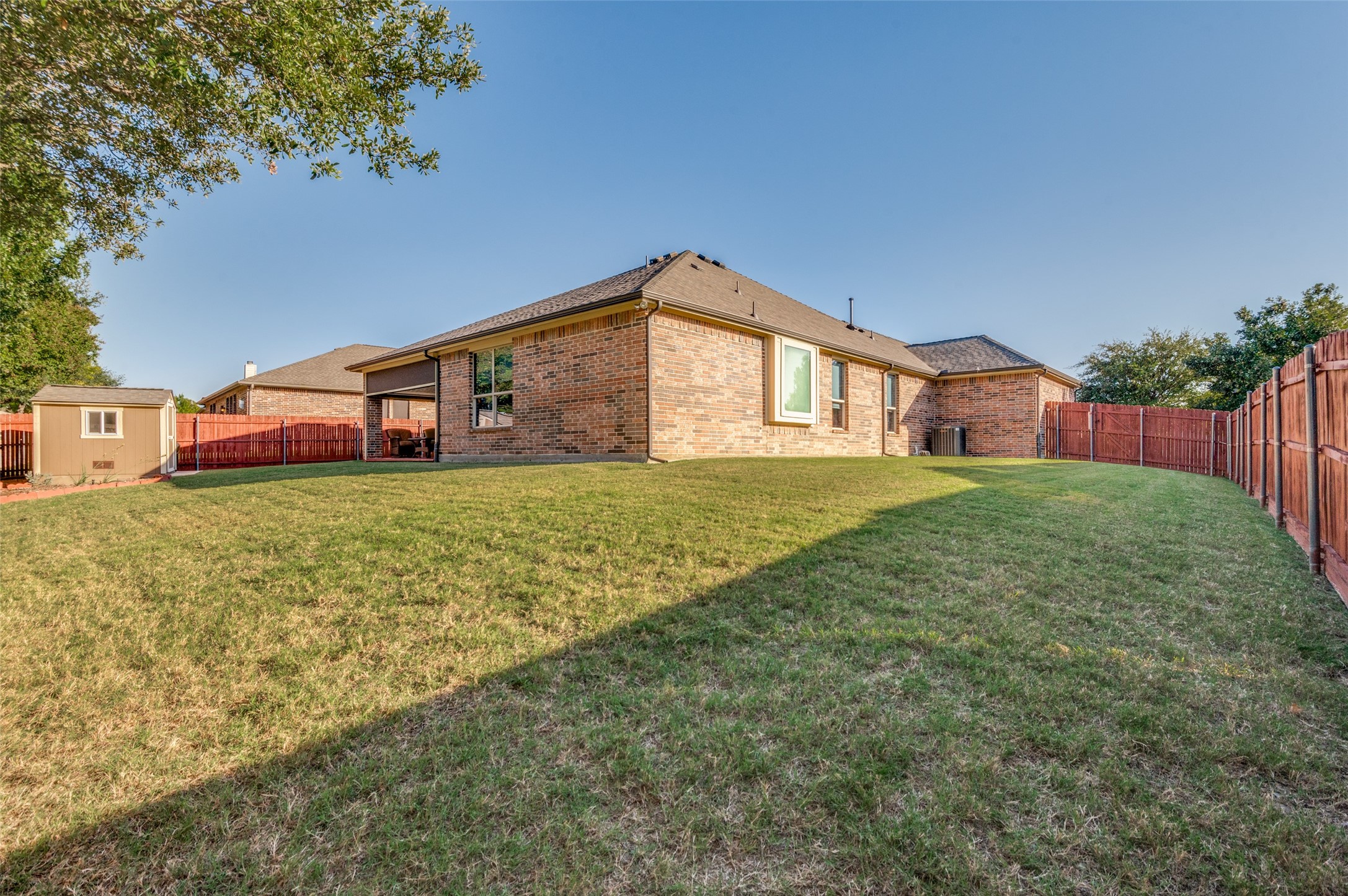 2405 Bridgeport Drive