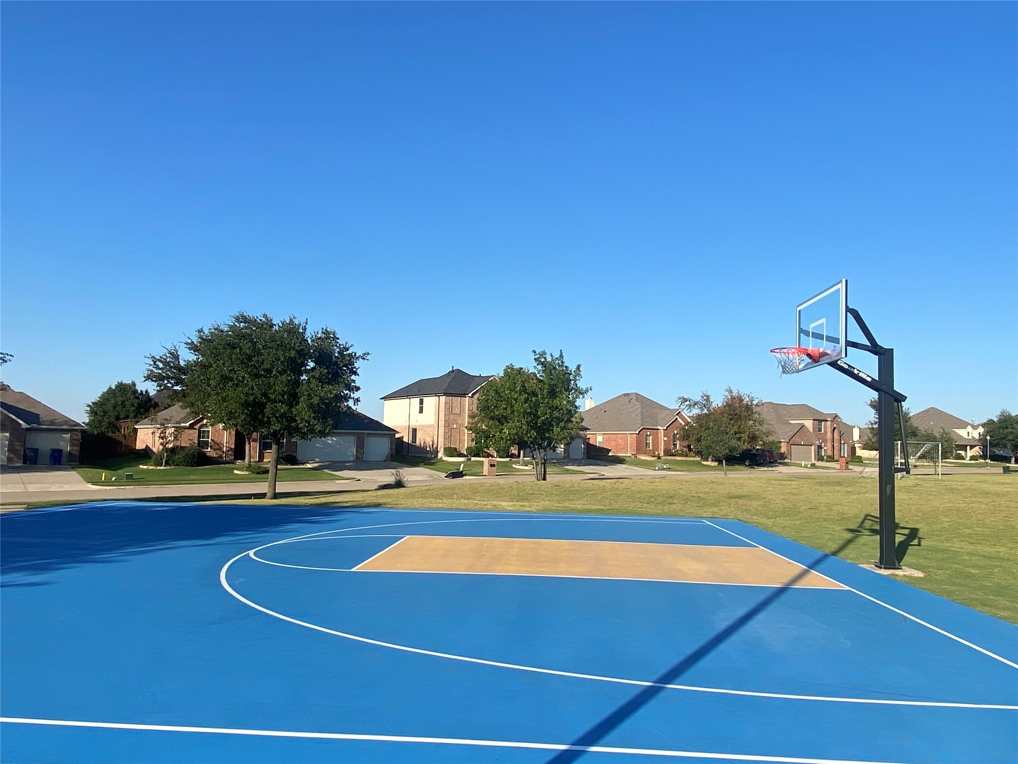 2405 Bridgeport Drive