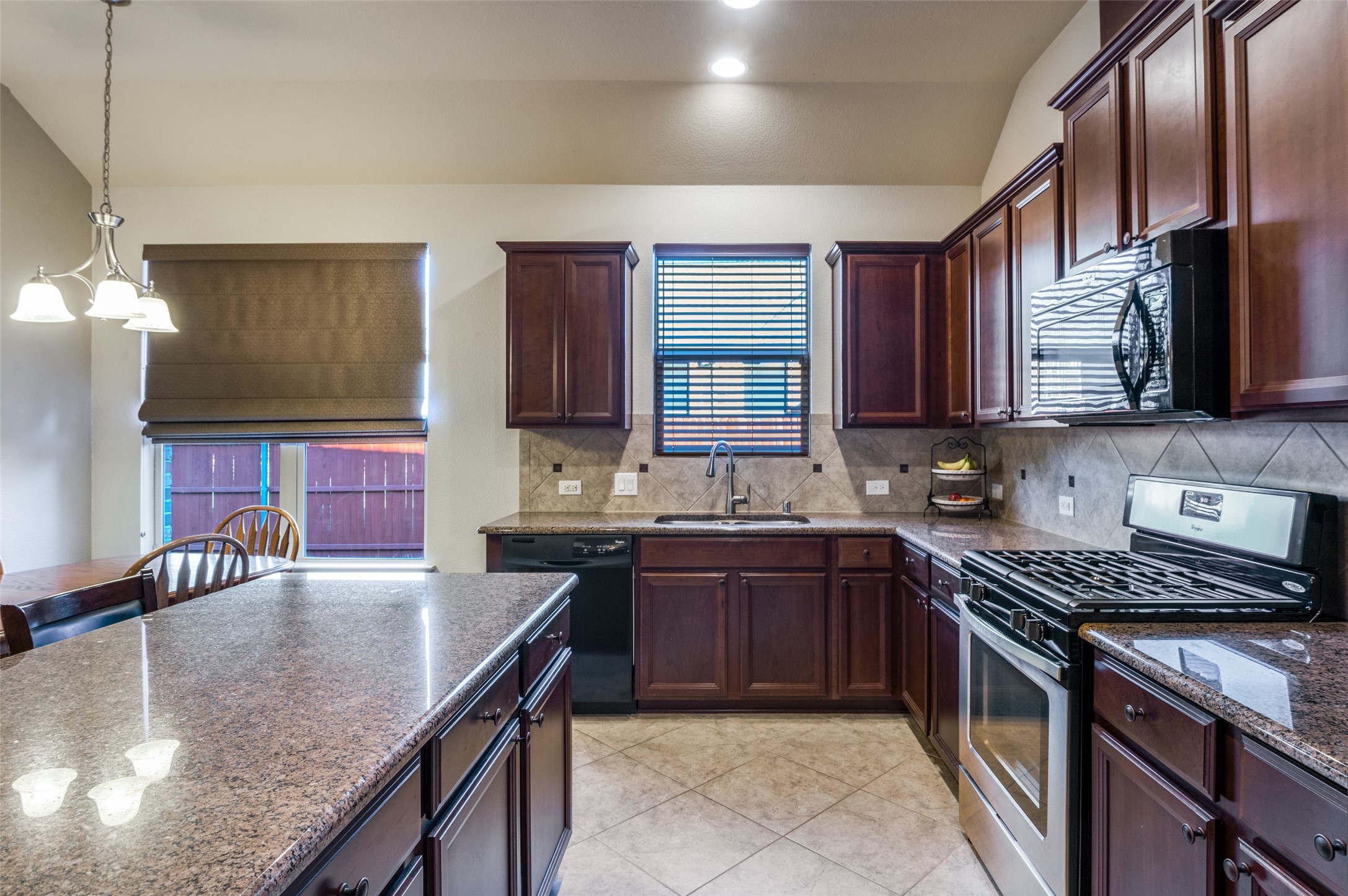 2405 Bridgeport Drive