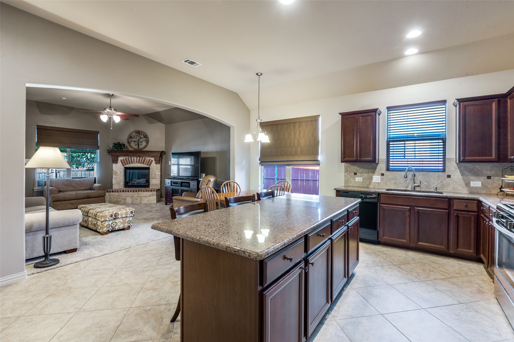 2405 Bridgeport Drive