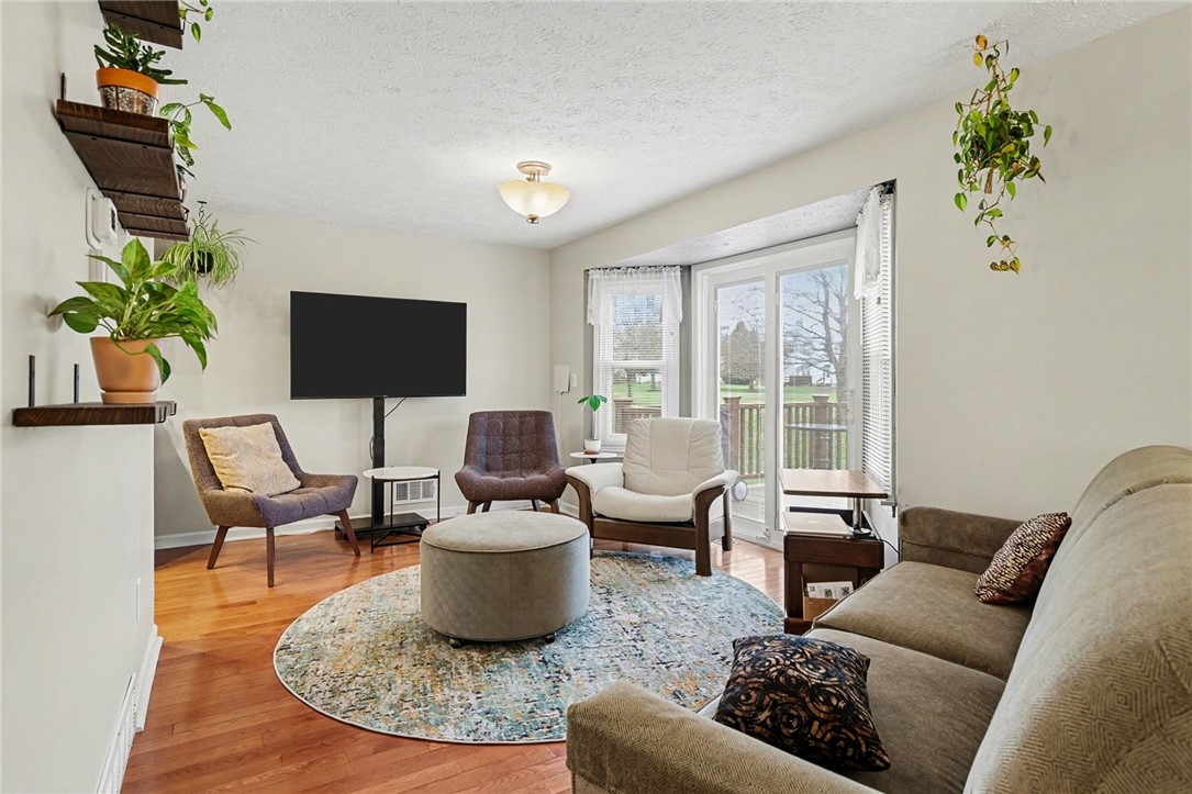 481 Nadine Dr
