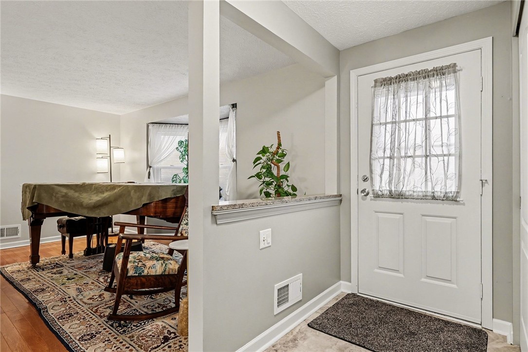 481 Nadine Dr