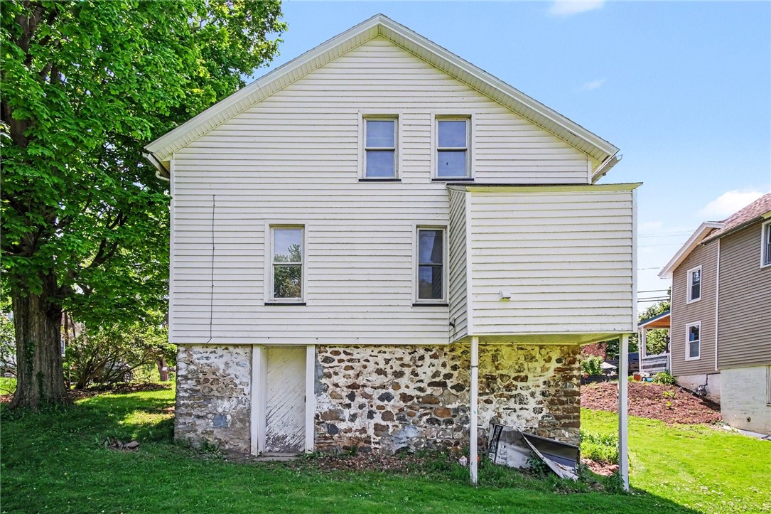1897 Ridge Rd