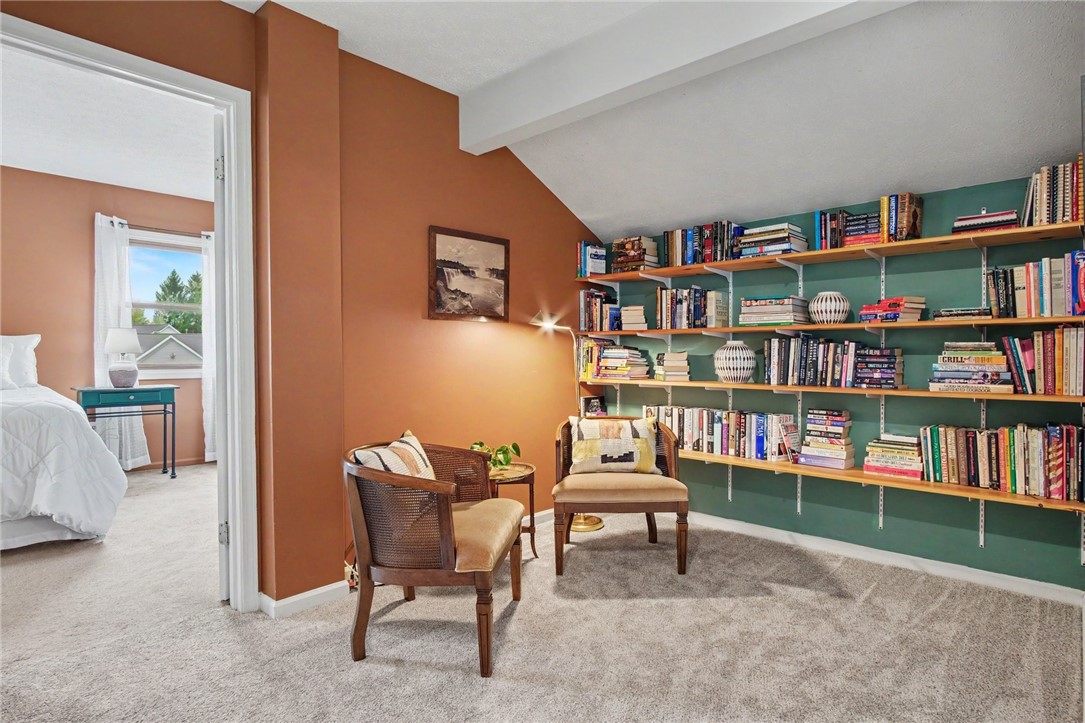 12 Foxtail Ln