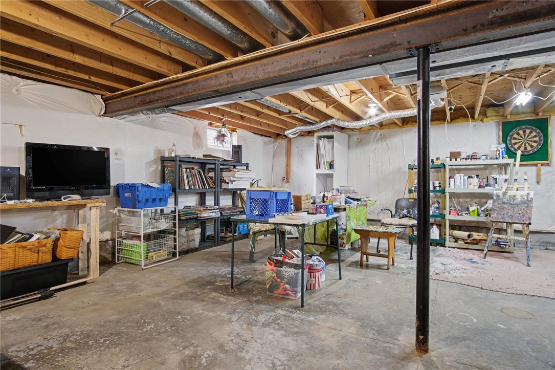12 Foxtail Ln