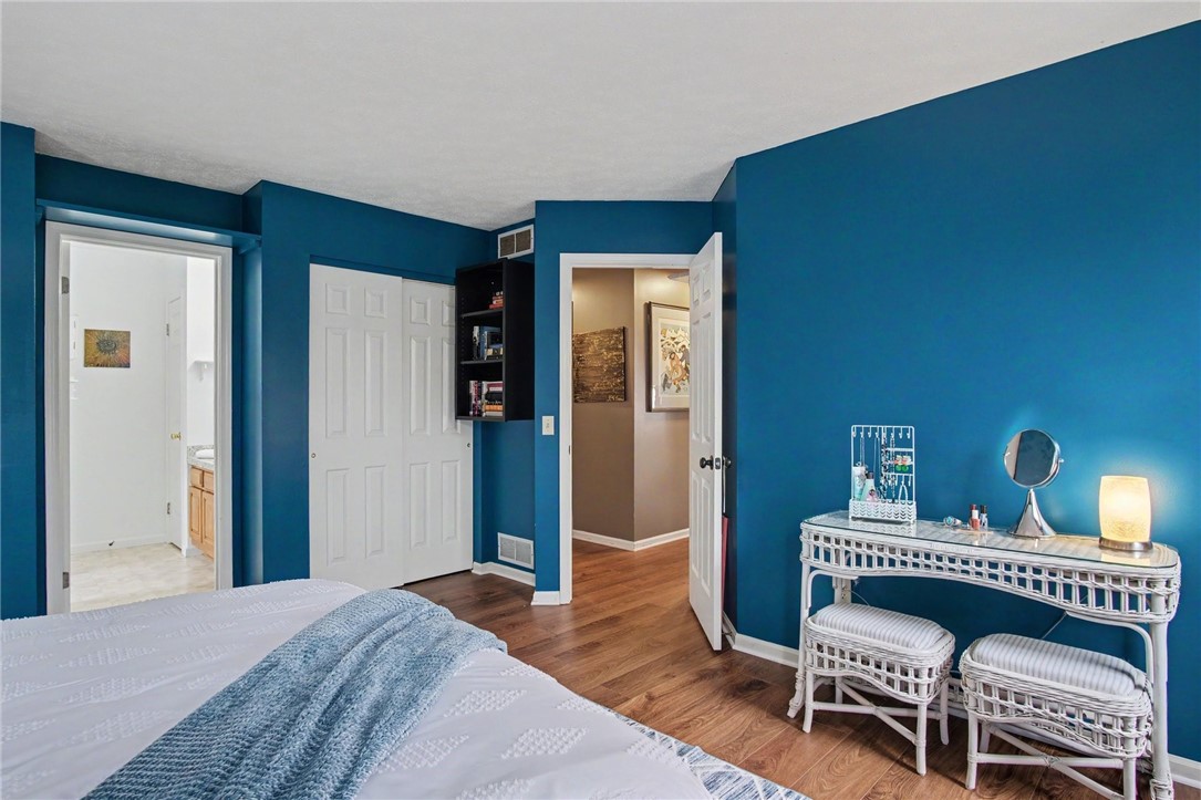 12 Foxtail Ln