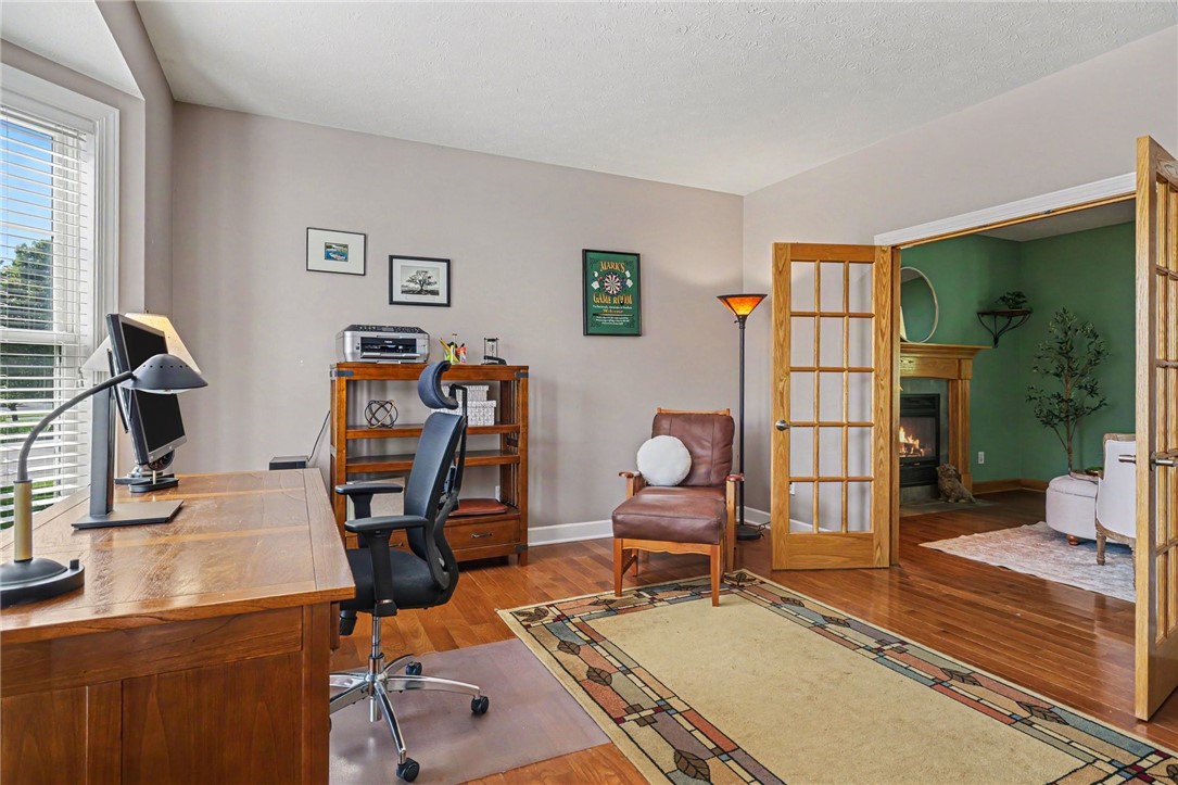 222 Gallant Fox Ln