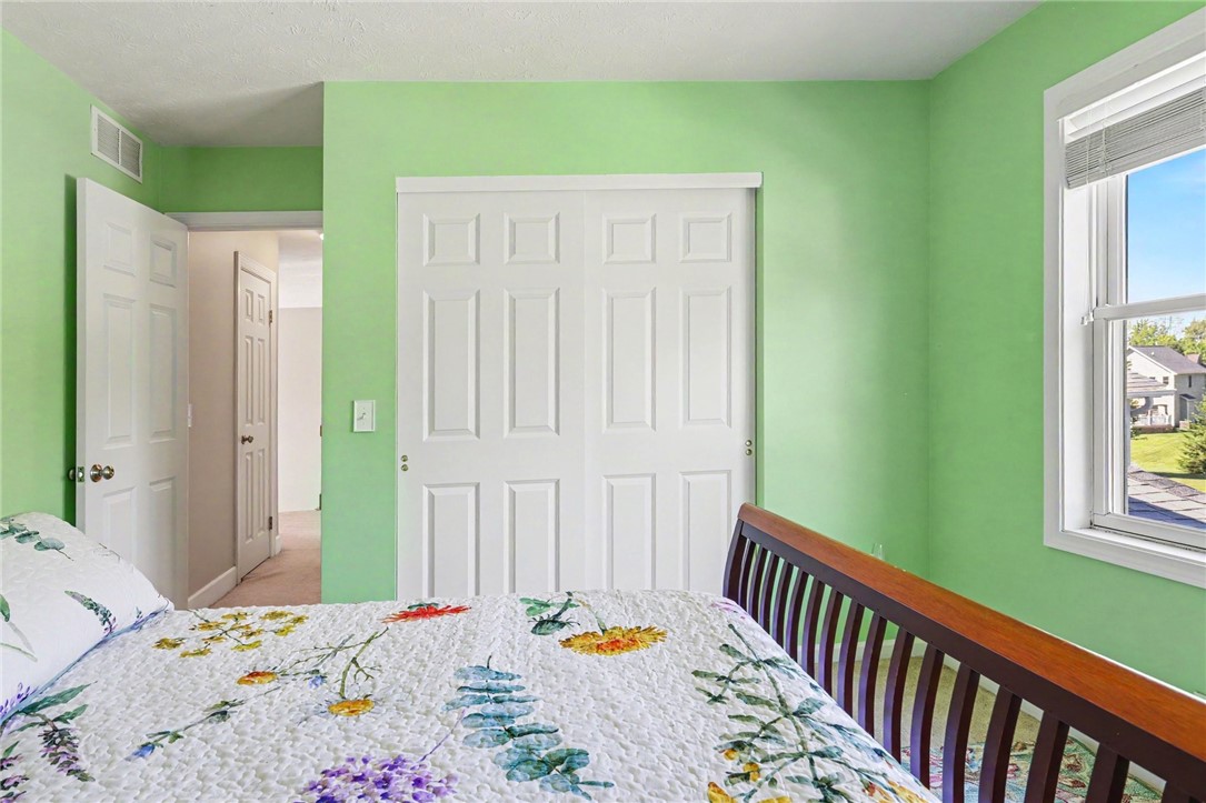222 Gallant Fox Ln