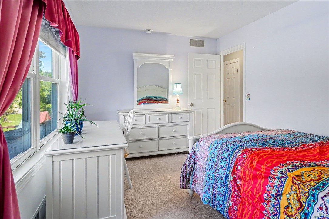 222 Gallant Fox Ln