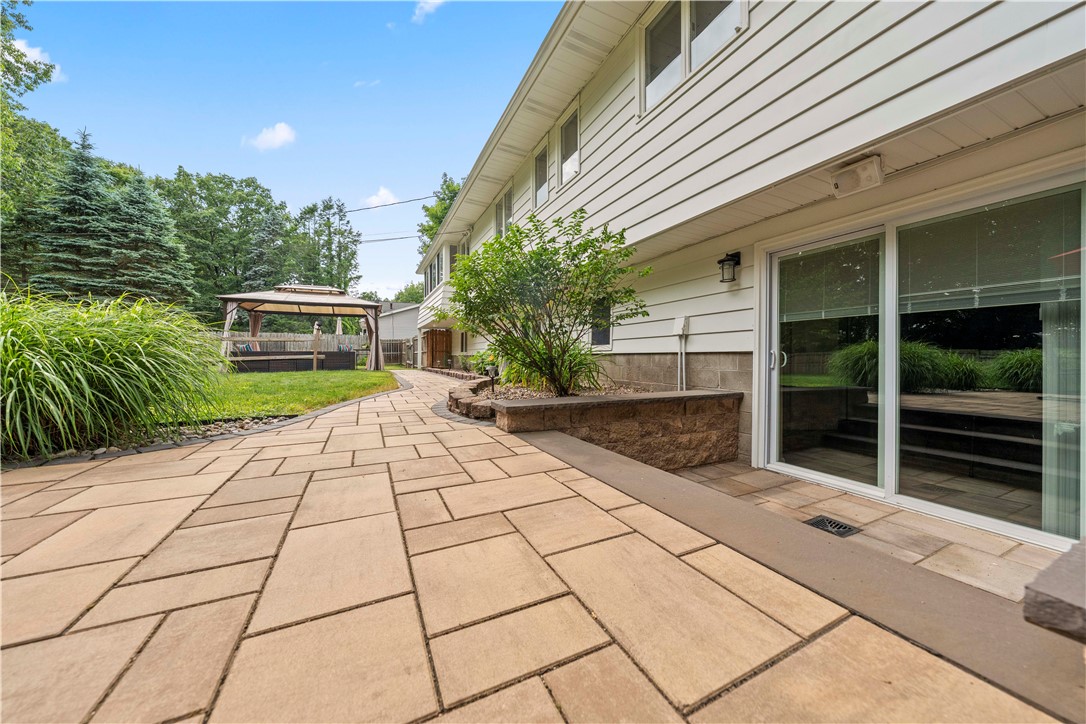 279 Parkview Dr