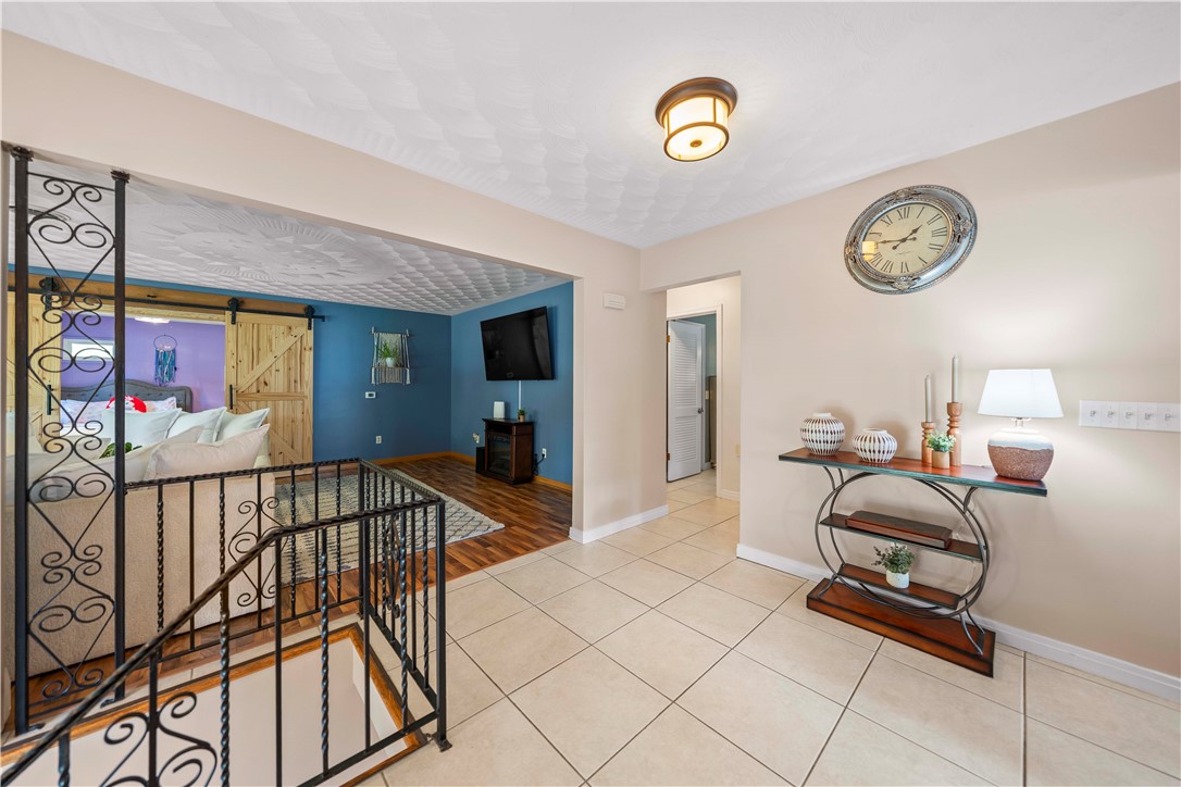 279 Parkview Dr