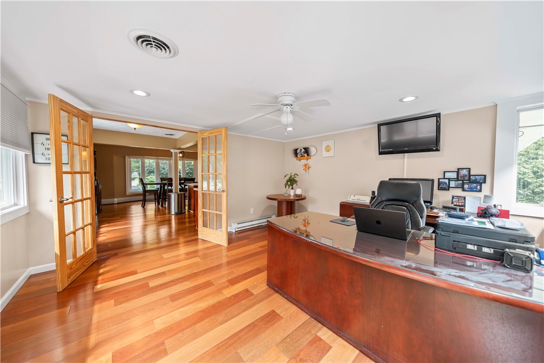 279 Parkview Dr