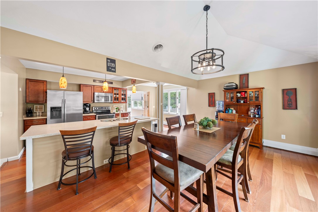 279 Parkview Dr