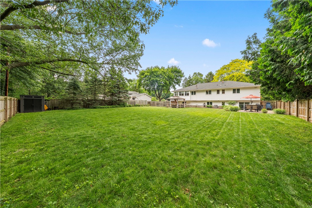 279 Parkview Dr