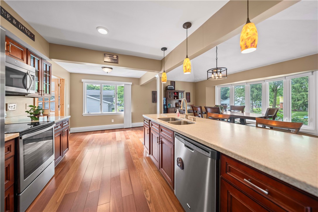 279 Parkview Dr
