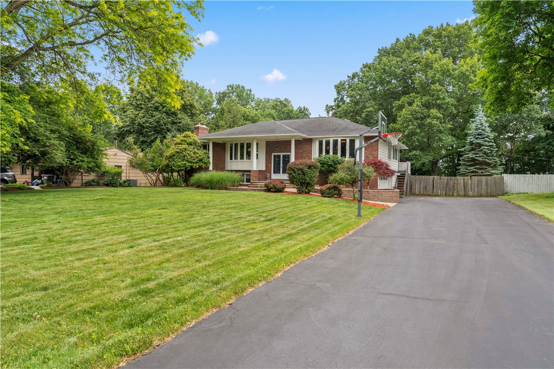279 Parkview Dr