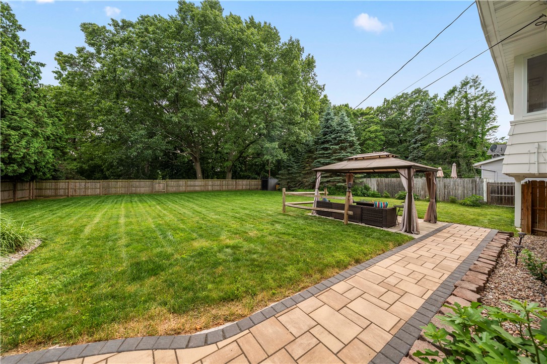 279 Parkview Dr