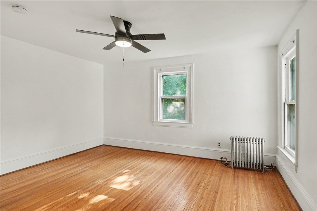 54 Sanford St B (Upper)