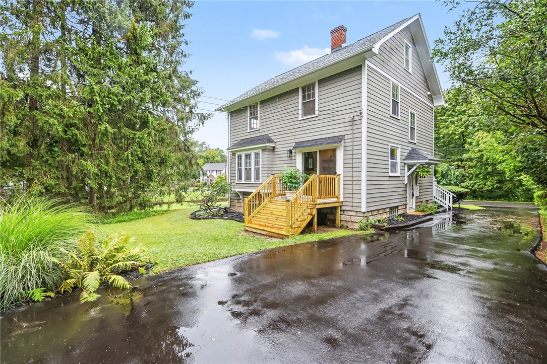 13 Brook Rd